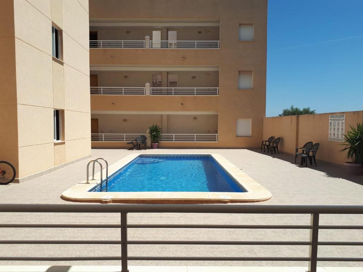 Apartamento 9 De Octubre Los Montesinos Exterior foto